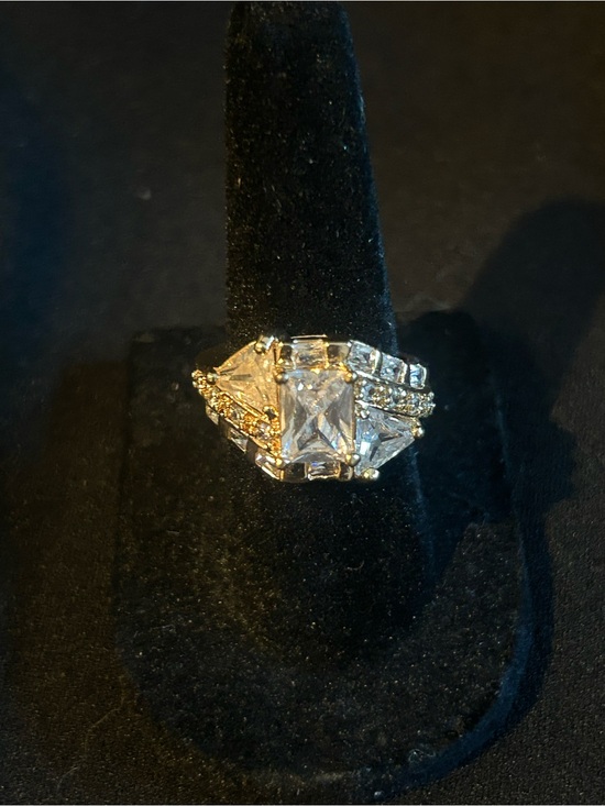 Jewelry - Gold-Tone Clear Stone Statement Ring - Elegant Cocktail Ring